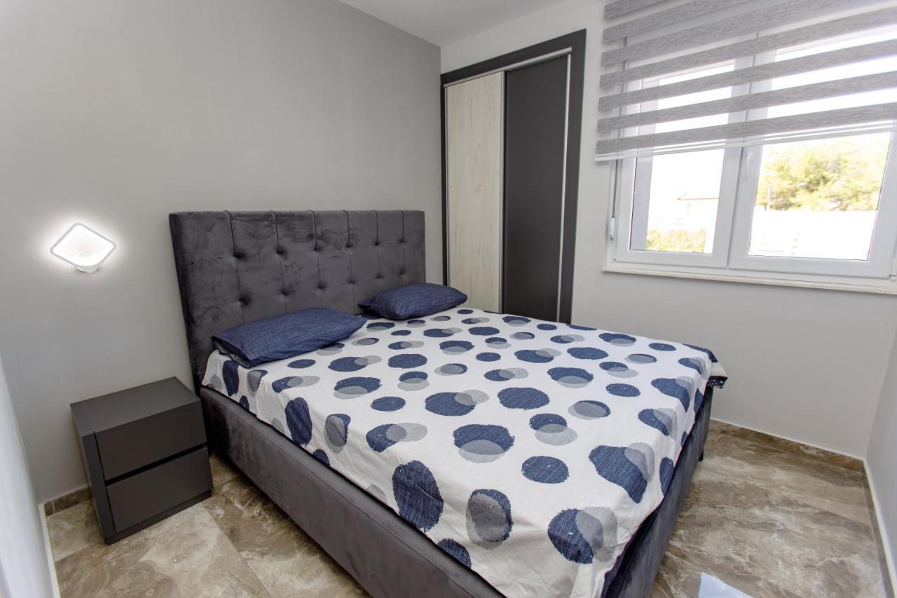 Posejdon Lux Apartment Utjeha Exterior photo